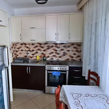 Homestay Dias Shtepi Pushimi 3 *